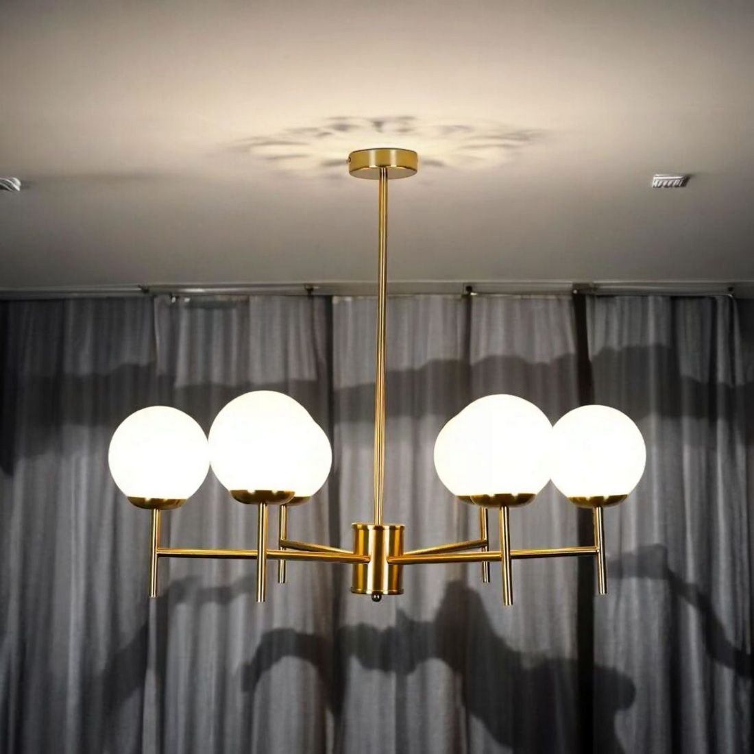 Modern-5-Light-Globe-Chandelier